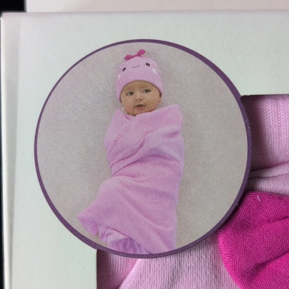 Muslin Swaddle and Beanie Set. New‎